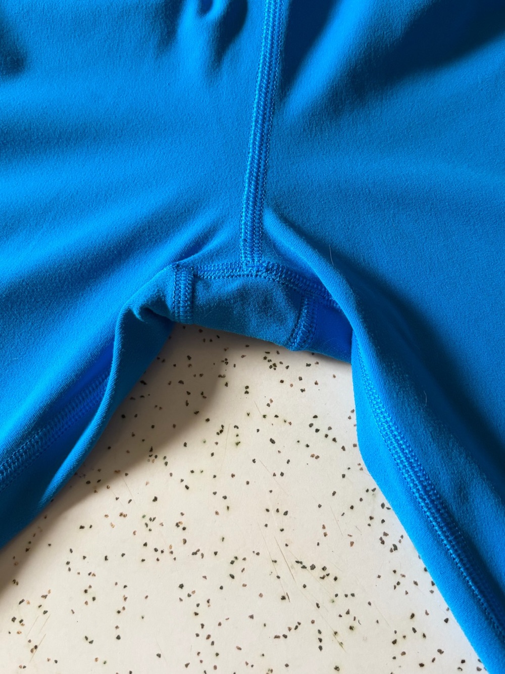 Vuori All the Feels XL leggings in Regatta Blue - Picture 5 of 7